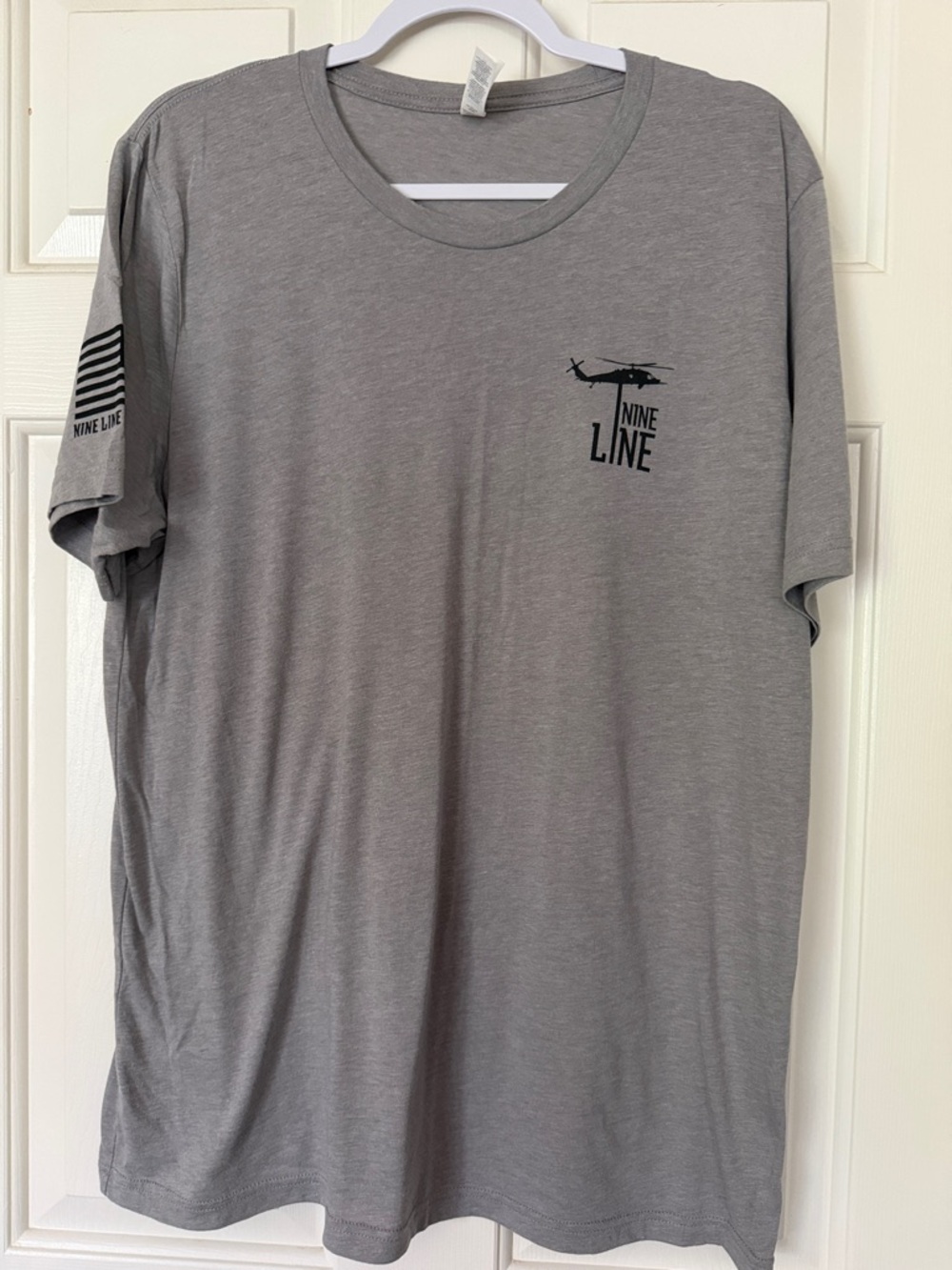 Nine Line Apparel Gray Short-Sleeve Labrador Retriever Graphic Tee
